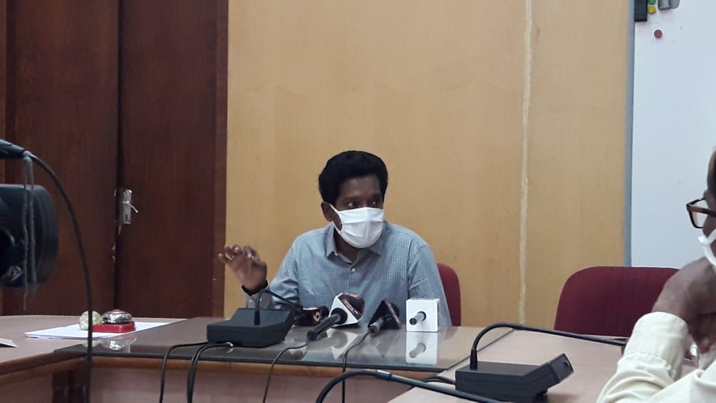 ಸಂಚಾರಕ್ಕೆ ಅವಕಾಶ ನೀಡಿದ್ದರಿಂದ ರಾಜ್ಯಾದ್ಯಂತ ಸೋಂಕು ಹೆಚ್ಚಳ: ಚಿಕ್ಕಮಗಳೂರು ಜಿಲ್ಲಾಧಿಕಾರಿ ಬಗಾದಿ ಗೌತಮ್