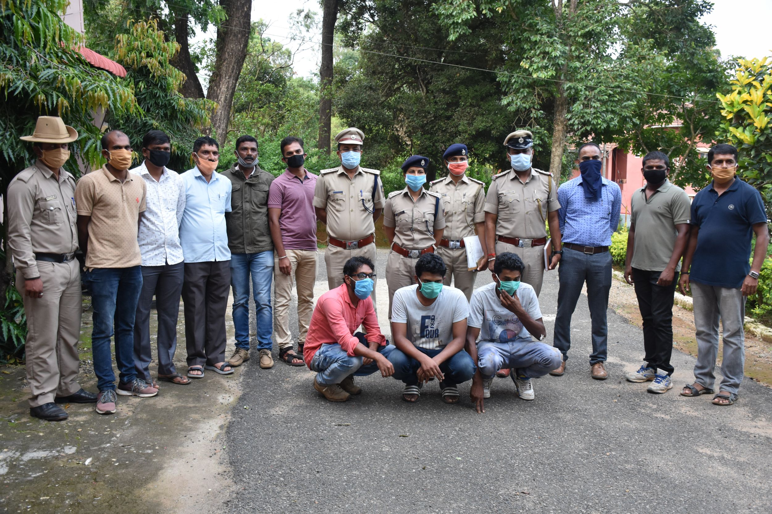 ಮಡಿಕೇರಿಯಲ್ಲಿ ಗಾಂಜಾ ದಂಧೆ: ಮೂವರ ಬಂಧನ