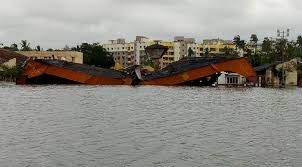 ಅಂಫಾನ್ ಚಂಡಮಾರುತದಿಂದ ಕೋಲ್ಕತಾ ಏರ್‌ಪೋರ್ಟ್‌ನಲ್ಲಿ ಪ್ರವಾಹ, ಹಲವು ವಸ್ತುಗಳಿಗೆ ಹಾನಿ