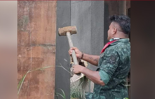 ಮಲಯಾಳಂ ಚಿತ್ರಕ್ಕಾಗಿ ನಿರ್ಮಿಸಲಾಗಿದ್ದ ಚರ್ಚ್ ಸೆಟ್ ಧ್ವಂಸಗೊಳಿಸಿದ ಸಂಘಪರಿವಾರ ಕಾರ್ಯಕರ್ತರು