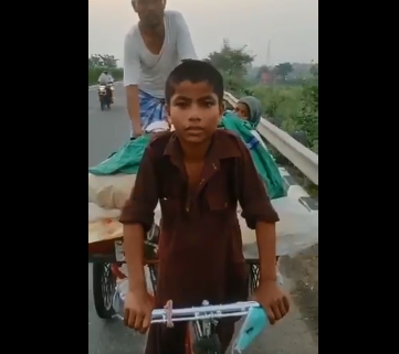 ತ್ರಿಚಕ್ರ ಸೈಕಲ್ ತುಳಿದುಕೊಂಡೇ ತಂದೆ, ತಾಯಿಯನ್ನು 600 ಕಿ.ಮೀ. ದೂರದ ಮನೆ ತಲುಪಿಸಿದ 11 ವರ್ಷದ ಬಾಲಕ