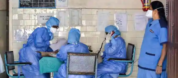 ಕೊರೋನದಿಂದ ನರ್ಸ್ ಮೃತಪಟ್ಟ ಆಸ್ಪತ್ರೆಯಲ್ಲಿ ಇತರ ನರ್ಸ್ ಗಳಿಗೆ ಪಿಪಿಇ ಕಿಟ್ ಮರುಬಳಕೆಗೆ ಒತ್ತಾಯ: ಆರೋಪ