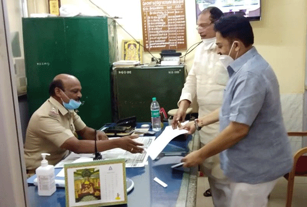 ಬಿಜೆಪಿ ರಾಜ್ಯಾಧ್ಯಕ್ಷ ನಳಿನ್ ಕುಮಾರ್ ವಿರುದ್ಧ ಐವನ್ ಡಿಸೋಜ ದೂರು