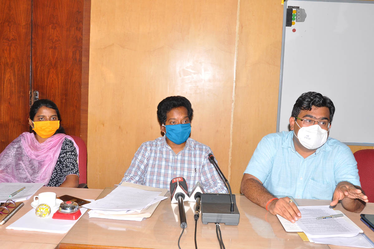 ಗ್ರೀನ್‍ಝೋನ್‍ನಲ್ಲಿ ಕೆಲ ನಿರ್ಬಂಧಗಳೊಂದಿಗೆ ಲಾಕ್‍ಡೌನ್ ಸಡಿಲ: ಚಿಕ್ಕಮಗಳೂರು ಡಿಸಿ