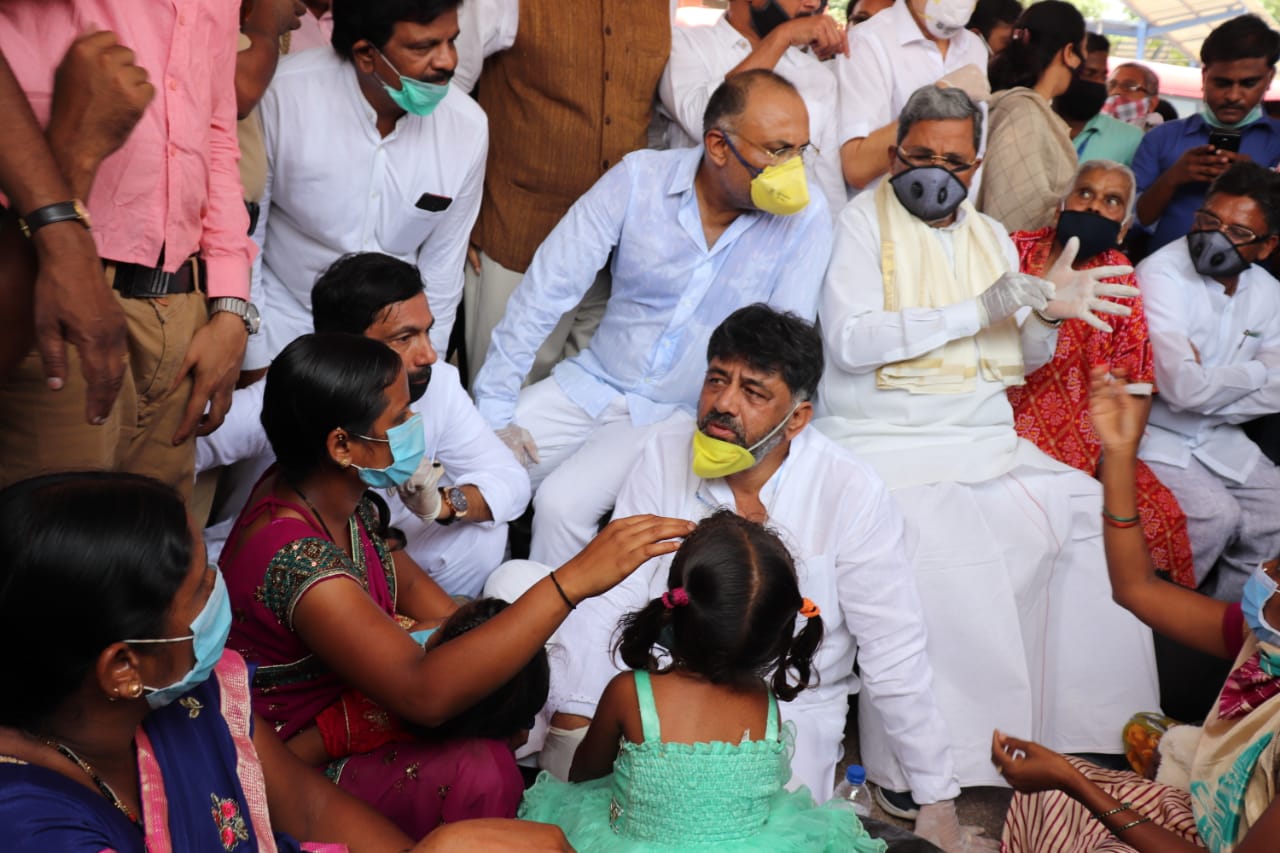 ರಾಜ್ಯದ ಬಿಜೆಪಿ ಸಂಸದರು ತಮ್ಮ ಸ್ಥಾನದಲ್ಲಿ ಮುಂದುವರಿಯಲು ಅನರ್ಹರು: ಡಿ.ಕೆ.ಶಿವಕುಮಾರ್ ವಾಗ್ದಾಳಿ