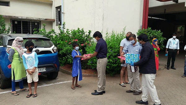 ಉಡುಪಿ: ಕೊರೋನಮುಕ್ತರಾದ 18 ಮಕ್ಕಳು ಸಹಿತ 45 ಮಂದಿ ಆಸ್ಪತ್ರೆಯಿಂದ ಬಿಡುಗಡೆ