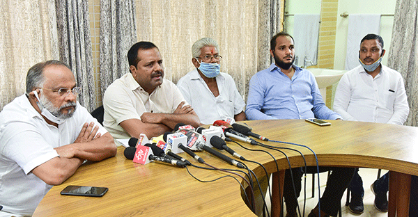 ಕೊರೋನ ಯೋಧರಿ‌ಗೆ ಕೂಡಲೇ ವೇತನ ನೀಡಲು ಯು.ಟಿ.ಖಾದರ್ ಆಗ್ರಹ