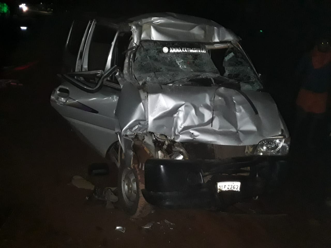 ಉಜಿರೆ : ನಿಂತಿದ್ದ ಲಾರಿಗೆ ಕಾರು ಢಿಕ್ಕಿ ; ಮಗು ಮೃತ್ಯು, ನಾಲ್ಕು ಮಂದಿಗೆ ಗಾಯ