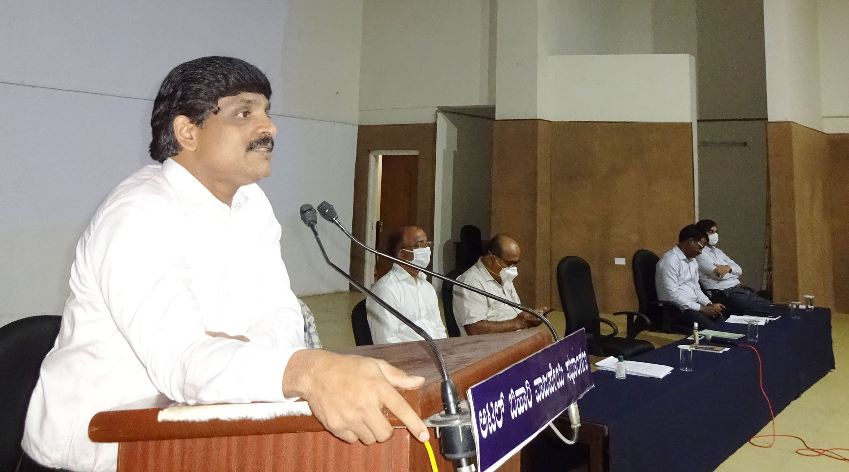 ವಿದೇಶ, ಹೊರರಾಜ್ಯಗಳಿಂದ ಬರುವವರ ಕ್ವಾರಂಟೈನ್‌ಗೆ ಸಕಲ ಸಿದ್ಧತೆ: ಉಡುಪಿ ಡಿಸಿ ಜಿ.ಜಗದೀಶ್