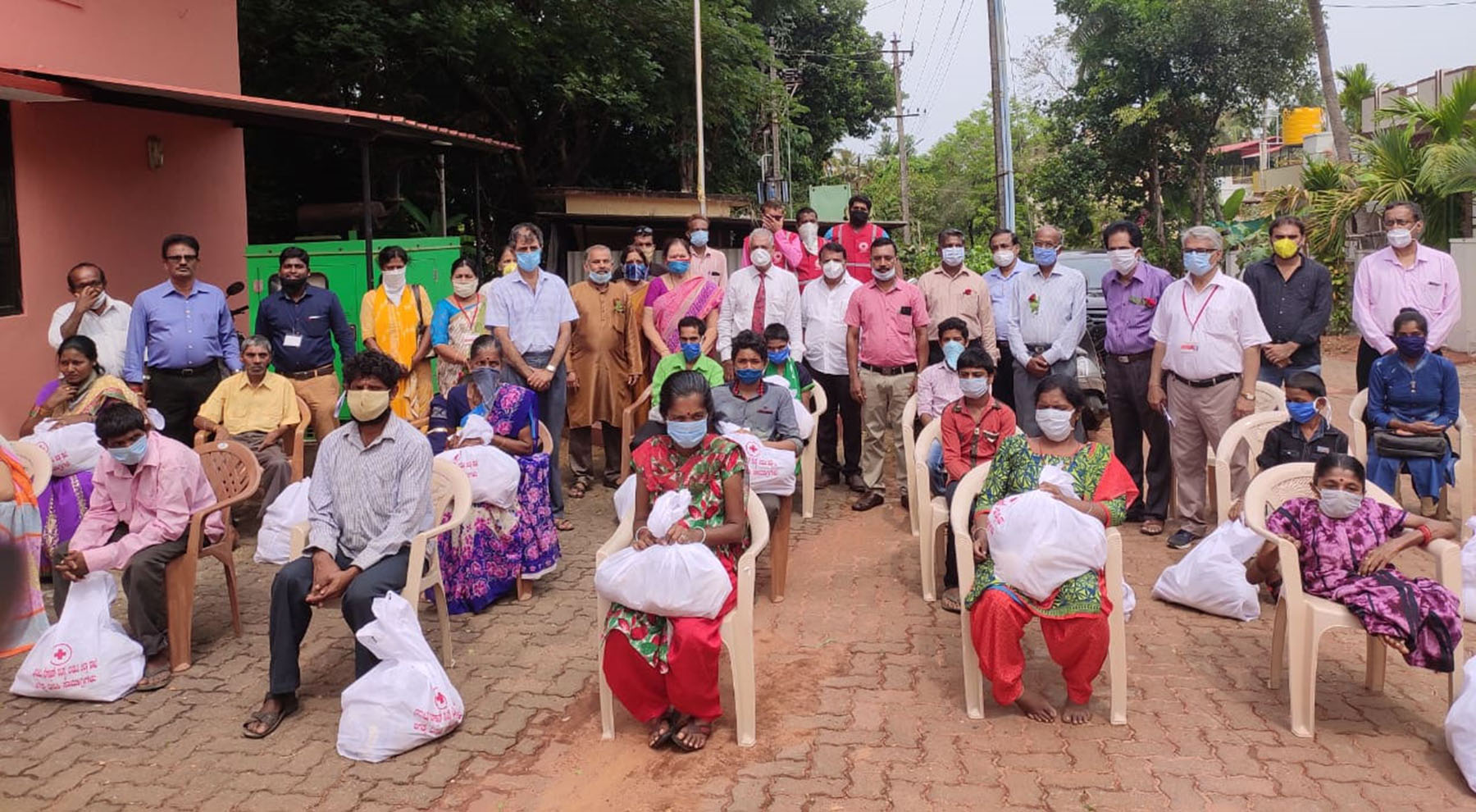 ರೆಡ್‌ಕ್ರಾಸ್‌ನಿಂದ 111 ಮಂದಿ ವಿಕಲಚೇತನರಿಗೆ ಕಿಟ್ ವಿತರಣೆ