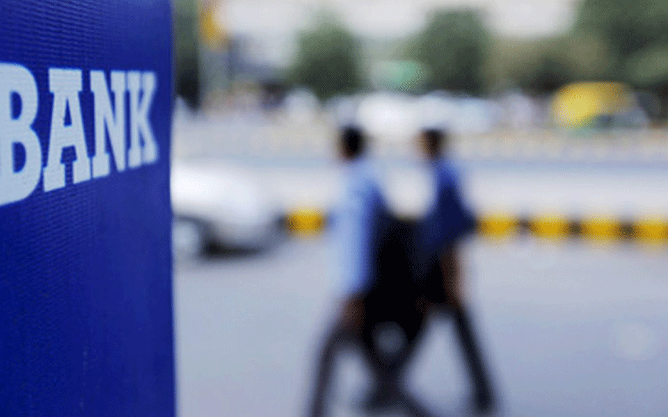 ಇನ್ನೊಂದು ಬ್ಯಾಂಕ್ ಸುಸ್ತಿದಾರ ಕಂಪೆನಿಯ ಮಾಲಕರು ದೇಶಬಿಟ್ಟು ಪರಾರಿ