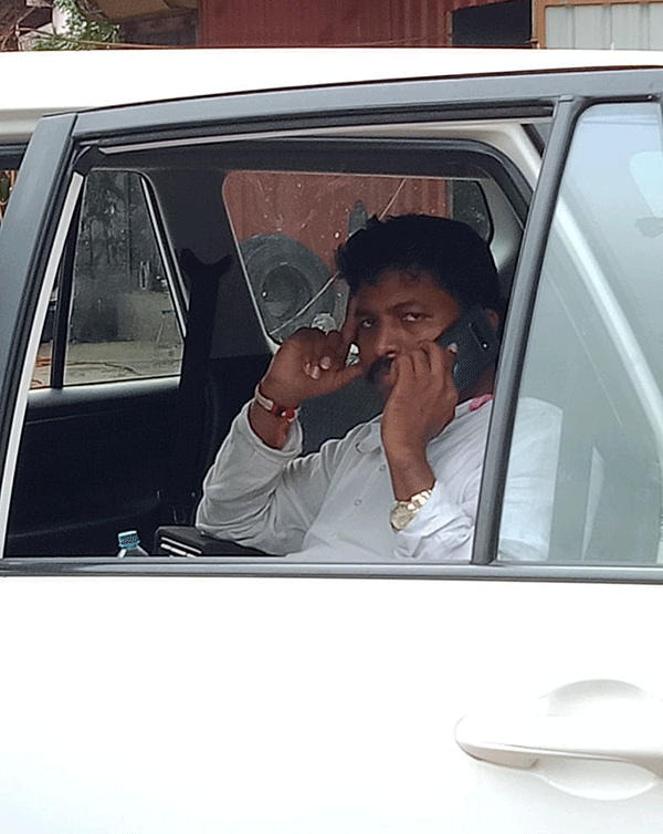 ಹೆಬ್ರಿ: ಚೆಕ್‌ಪೋಸ್ಟ್‌ನಲ್ಲಿ ನಿಯಮ ಉಲ್ಲಂಘಿಸಿದ ಆರೋಪ; ಬಿಜೆಪಿ ರಾಜ್ಯ ಕಾರ್ಯದರ್ಶಿ ವಿರುದ್ಧ ಪ್ರಕರಣ ದಾಖಲು