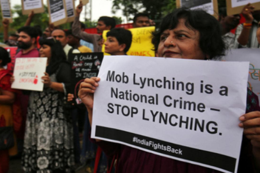 ಮೇಲ್ಜಾತಿಯ ಯುವತಿಯನ್ನು ಪ್ರೀತಿಸುತ್ತಿದ್ದ ದಲಿತ ಯುವಕನನ್ನು ರಾಡ್, ಕಲ್ಲುಗಳಿಂದ ಥಳಿಸಿ ಹತ್ಯೆ