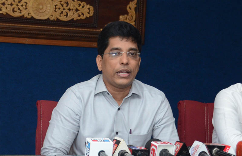 ಗ್ರಾ.ಪಂ.ಗಳ ಪುನರ್ ವಿಂಗಡಣೆ: ಪ್ರಥಮ ಅಧಿಸೂಚನೆ ಹೊರಡಿಸಿದ ಉ.ಕ. ಜಿಲ್ಲಾಧಿಕಾರಿ ಡಾ.ಹರೀಶ ಕುಮಾರ್