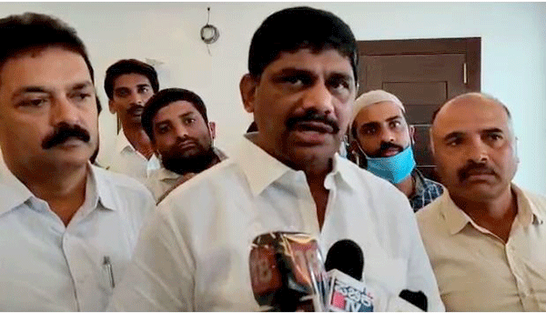 ಬಾಯಿಮಾತಿನ ಹೇಳಿಕೆ ಸರಿಯಲ್ಲ, ಅಧಿಕೃತ ಆದೇಶ ನೀಡಿ: ಡಿ.ಕೆ.ಸುರೇಶ್ ಆಗ್ರಹ