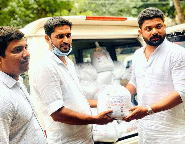 ಪಾವೂರು: ಮಿಥುನ್ ರೈಯಿಂದ 100 ಕುಟುಂಬಗಳಿಗೆ ಅಕ್ಕಿ ವಿತರಣೆ