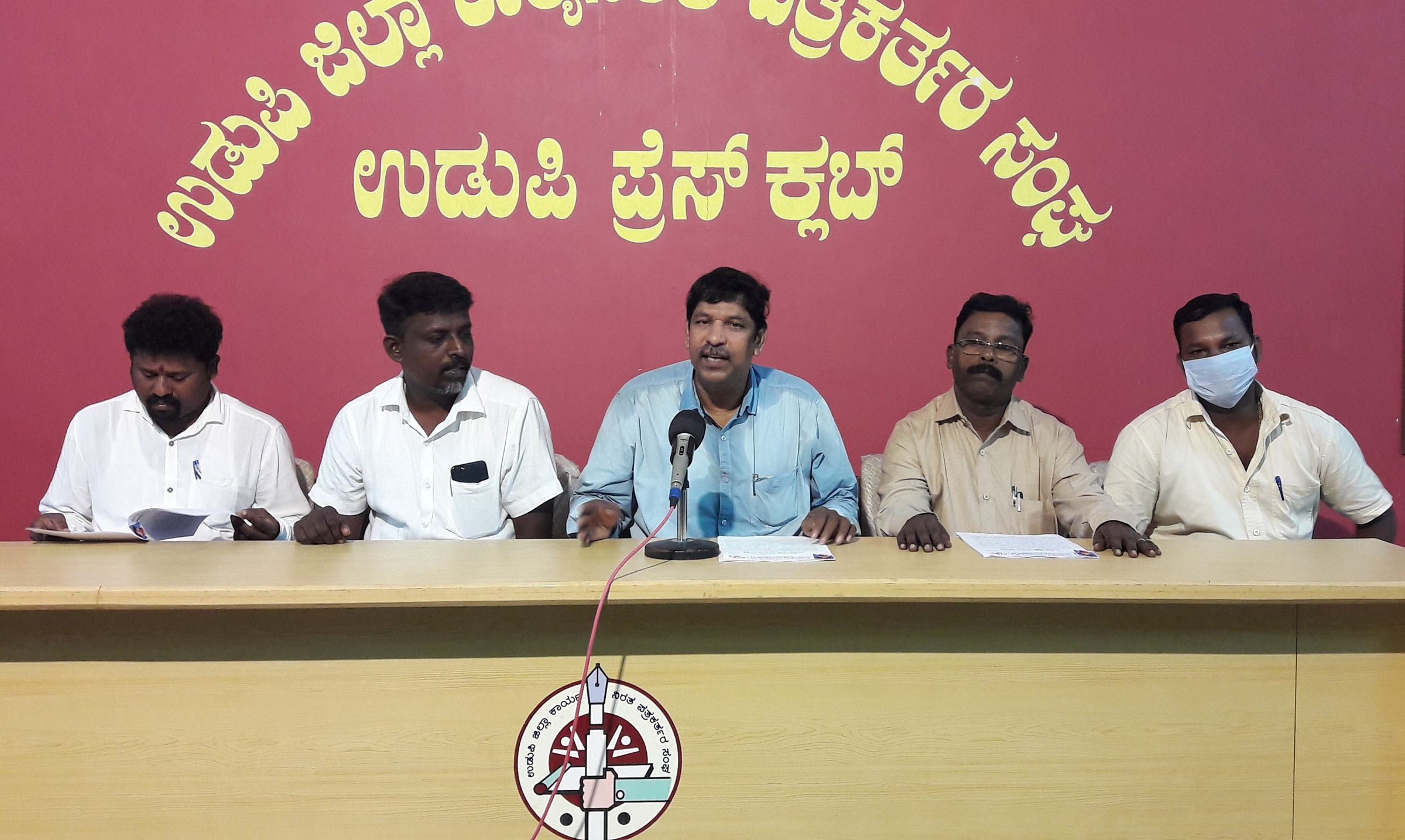 ದಲಿತ ಯುವತಿಯ ಅತ್ಯಾಚಾರ :ಆರೋಪಿ ಬಂಧನಕ್ಕೆ ಅಂಬೇಡ್ಕರ್ ಯುವಸೇನೆಯಿಂದ ವಾರದ ಗಡುವು