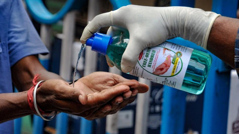 ಈ ಸ್ಯಾನಿಟೈಸರ್ ಬಳಕೆ ಅಪಾಯಕಾರಿ: ಸಿಬಿಐ ನೀಡಿದ ಎಚ್ಚರಿಕೆ