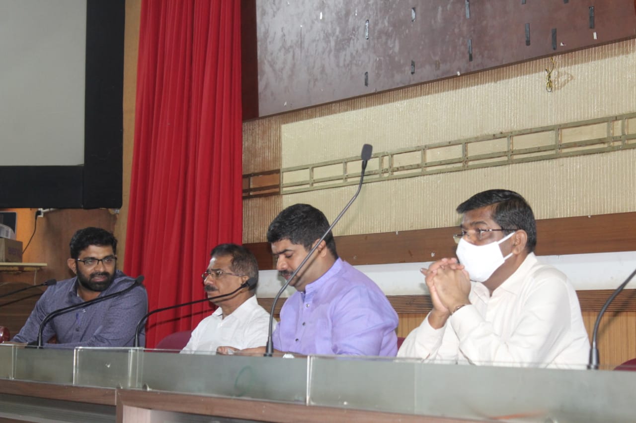 ಮಂಗಳೂರು ನಗರಾಭಿವೃದ್ಧಿ ಪ್ರಾಧಿಕಾರದ ಪ್ರಗತಿ ಪರಿಶೀಲನಾ ಸಭೆ