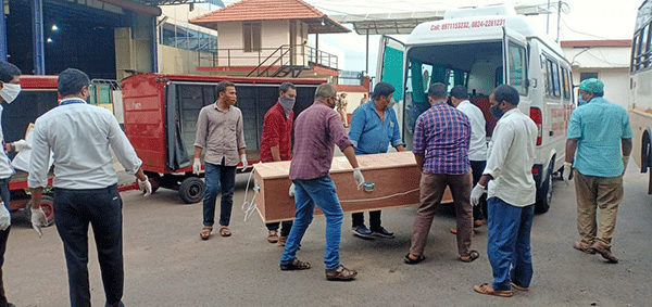 ಅಬುಧಾಬಿಯಲ್ಲಿ ಮೃತಪಟ್ಟ ಅಡ್ಡೂರಿನ ಯುವಕನ ಅಂತ್ಯಕ್ರಿಯೆ