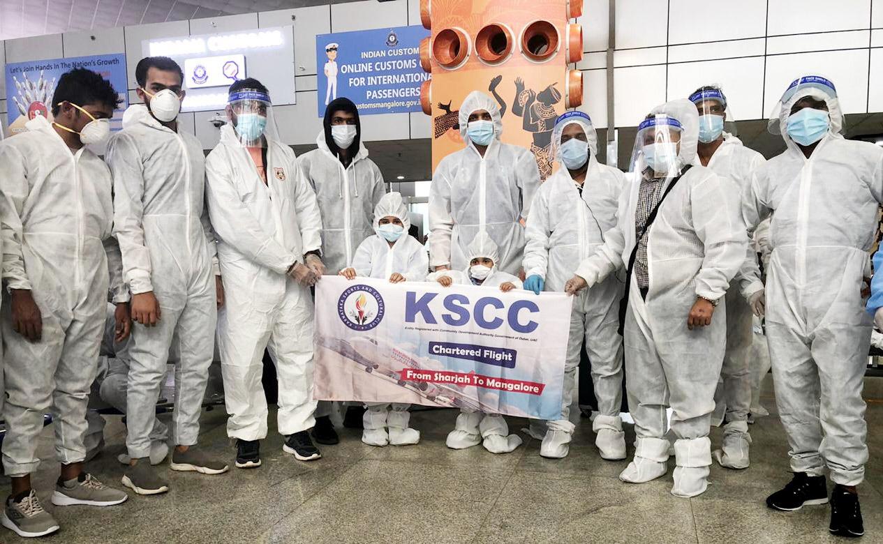 ಕೆಎಸ್ ಸಿಸಿಯ ಪ್ರಯತ್ನದಿಂದ ಶಾರ್ಜಾದಿಂದ ಚಾರ್ಟರ್ಡ್ ವಿಮಾನ: ಮಂಗಳೂರಿಗೆ ಬಂದ 179 ಅನಿವಾಸಿ ಕನ್ನಡಿಗರು