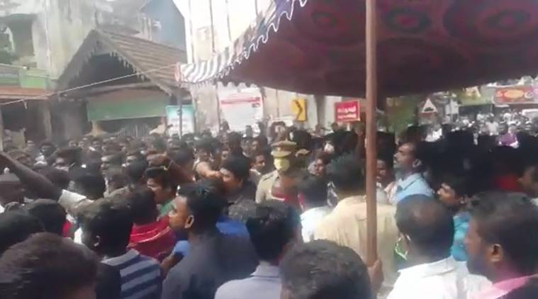 ತಮಿಳುನಾಡು: ಲಾಕಪ್‌ನಲ್ಲಿ ತಂದೆ-ಮಗ ಸಾವು ಆರೋಪ; ವ್ಯಾಪಕ ಜನಾಕ್ರೋಶ