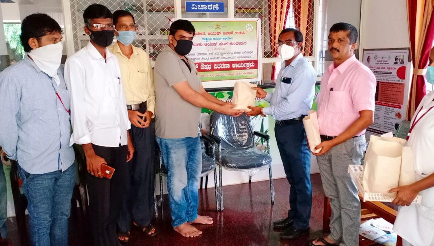 ಕುಂದಾಪುರ: ಪತ್ರಕರ್ತರಿಗೆ ರೋಗ ನಿರೋಧಕ ಶಕ್ತಿವರ್ಧಕಗಳ ವಿತರಣೆ