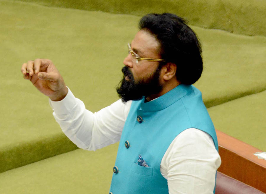 ಕೊರೋನ ಸೋಂಕು ಸಮುದಾಯಕ್ಕೆ ಹರಡಿಲ್ಲ: ಸಚಿವ ಶ್ರೀರಾಮುಲು