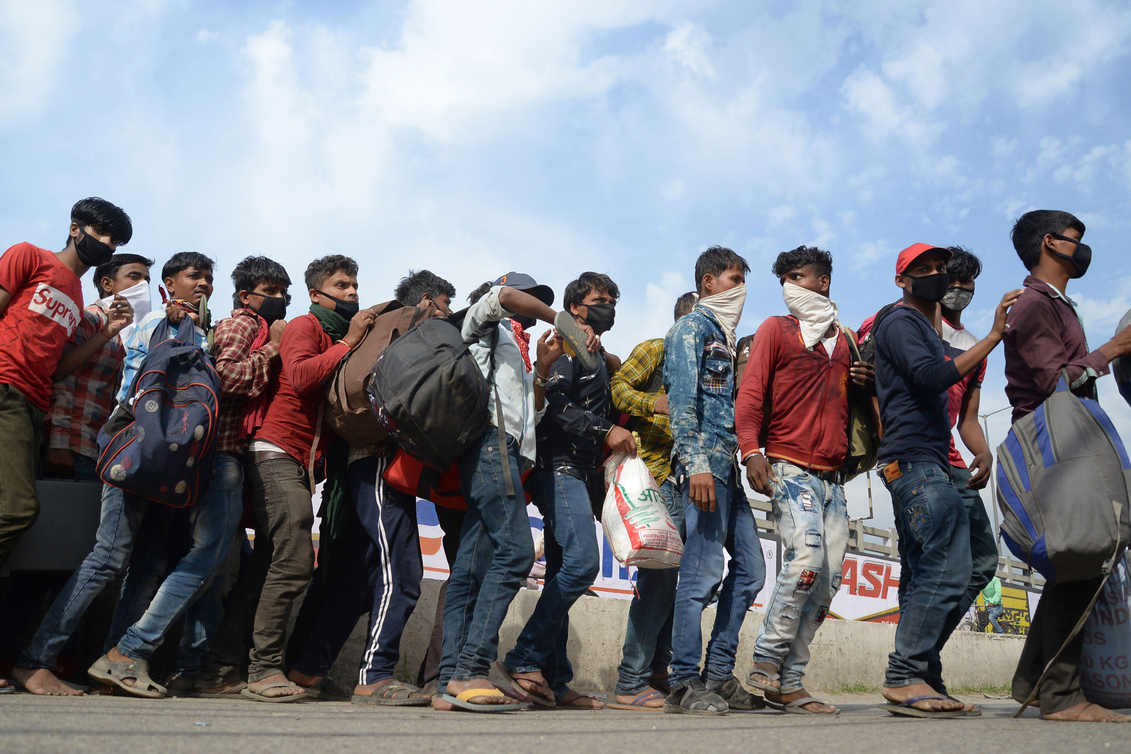 20 ಲಕ್ಷ ಕೋಟಿ ರೂ. ಪ್ಯಾಕೇಜಿನಲ್ಲಿ ಜನರಿಗೆ ನೇರವಾಗಿ ದಕ್ಕುವುದು ಕೇವಲ 76,000 ಕೋಟಿ ಮಾತ್ರವಂತೆ...!