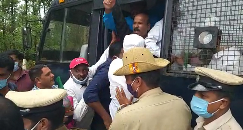 ​ಜಂಬೂರಿನಲ್ಲಿ ಜೆಡಿಎಸ್ ಪ್ರತಿಭಟನೆ : ಪ್ರಮುಖರು ಪೊಲೀಸ್ ವಶ