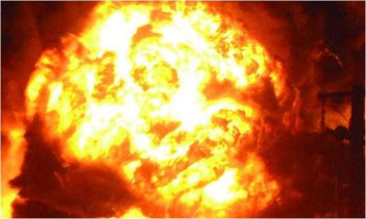 ಅನಿಲ ಸೋರಿಕೆಯಾಗುತ್ತಿದ್ದ ತೈಲಬಾವಿಯಲ್ಲಿ ಭಾರೀ ಬೆಂಕಿ: 6,000ಕ್ಕೂ ಅಧಿಕ ಜನರ ಸ್ಥಳಾಂತರ