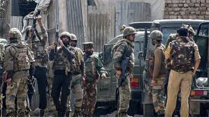 ಜಮ್ಮು-ಕಾಶ್ಮೀರದಲ್ಲಿ ಉಗ್ರರ ದಾಳಿ: ಸಿಆರ್‌ಪಿಎಫ್ ಯೋಧ,ನಾಗರಿಕ ಮೃತ