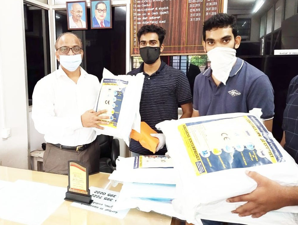 ಸಿಎಫ್‌ಐಯಿಂದ ವೈದ್ಯ ದಿನಾಚರಣೆ: ಕೊರೋನ ಸುರಕ್ಷಿತಾ ಕಿಟ್ ವಿತರಣೆ