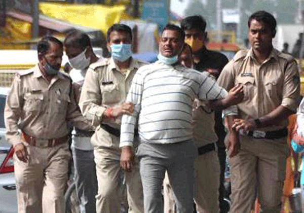 ವಿಕಾಸ್ ದುಬೆ: ಒಂದು ಕತೆ; ಮೂರು ಚಿತ್ರಕತೆ!