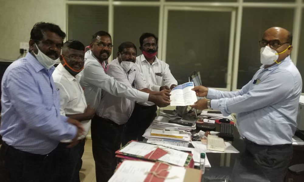 ಅಂಬೇಡ್ಕರ್ ಮನೆ ಮೇಲೆ ದಾಳಿಗೈದ ಆರೋಪಿಗಳನ್ನು ಬಂಧಿಸುವಂತೆ ಆಗ್ರಹಿಸಿ ಮನವಿ