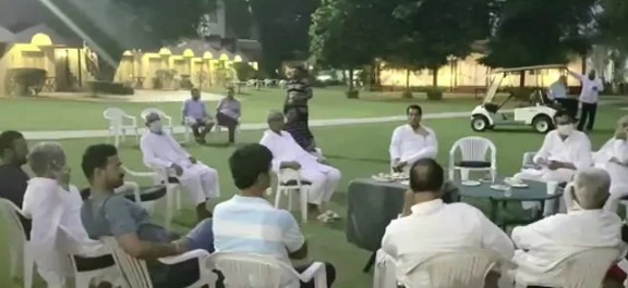 ಗೆಹ್ಲೋಟ್ ಸರಕಾರ ಉರುಳಿಸುವ ಆಡಿಯೋ ಸೋರಿಕೆ: ಬಂಡಾಯ ಶಾಸಕರಿರುವ ರೆಸಾರ್ಟ್ ಗೆ ತೆರಳಿದ  ಪೊಲೀಸರು