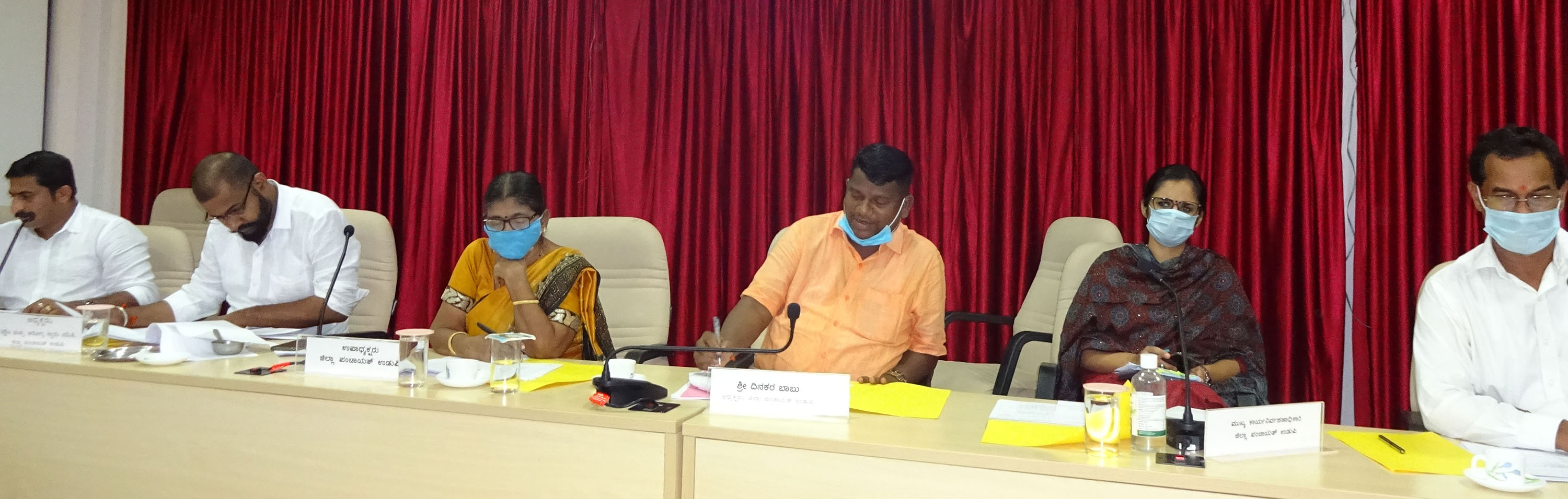 ಜಿಲ್ಲೆಯಲ್ಲಿ ಹೊಸ ಕಾಮಗಾರಿಗಳಿಗೆ ಆದ್ಯತೆ ನೀಡಿ: ಉಡುಪಿ ಜಿಪಂ ಅಧ್ಯಕ್ಷ ದಿನಕರ ಬಾಬು