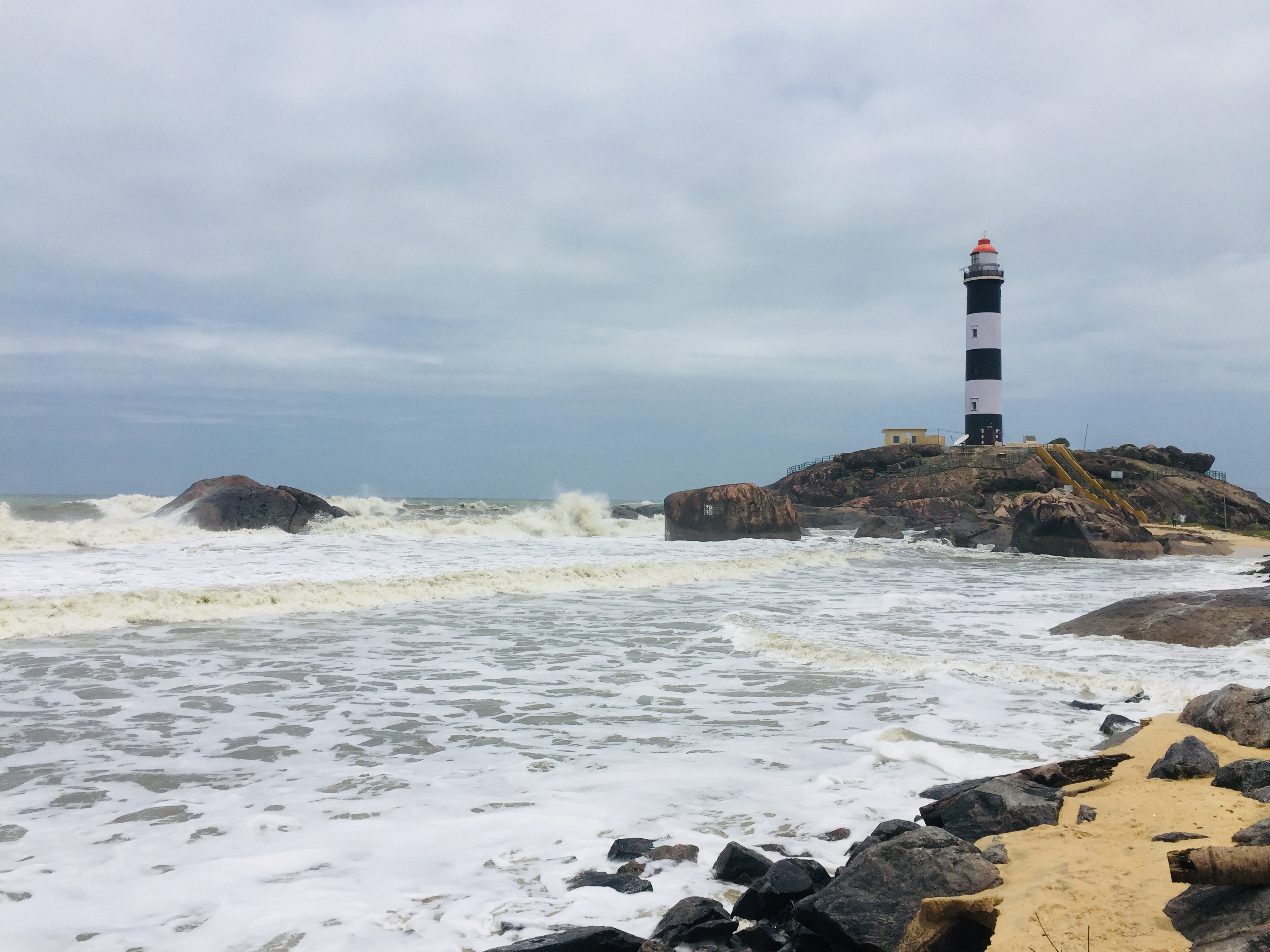 ಎರ್ಮಾಳು, ಉಚ್ಚಿಲ ಹಾಗೂ ಕಾಪುವಿನಲ್ಲಿ ಕಡಲ್ಕೊರೆತ