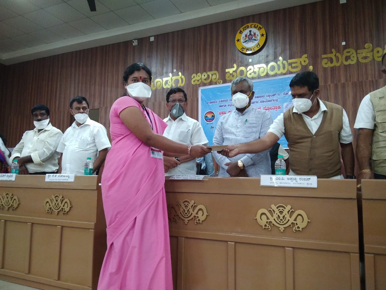 ಆಶಾ ಕಾರ್ಯಕರ್ತೆಯರಿಗೆ ಆರ್ಥಿಕ ಭದ್ರತೆ: ಸಹಕಾರ ಸಂಘದಿಂದ ಸಾಲ ನೀಡಲು ಚಿಂತನೆ