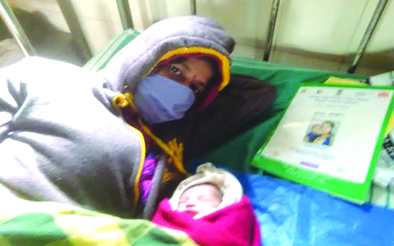 ಕೊರೋನ ನೆಪದಿಂದ ಖಾಸಗಿ ಆಸ್ಪತ್ರೆಯ ನಿರ್ಲಕ್ಷ್ಯ: ಕಾರಿನಲ್ಲಿಯೇ ಜನ್ಮ ನೀಡಿದ ತೀರ್ಥಹಳ್ಳಿಯ ಮಹಿಳೆ