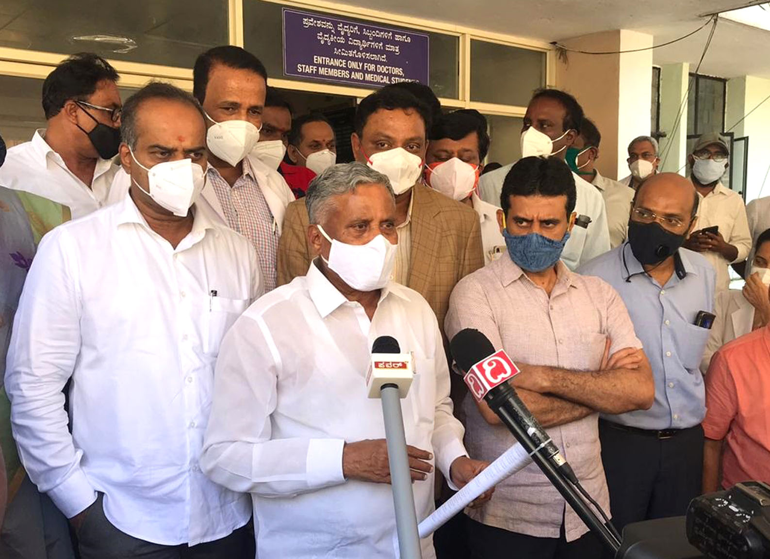 ನಾಳೆಯಿಂದ ವಲಯವಾರು ಕೋವಿಡ್-19 ಸಭೆ ಆರಂಭ: ಸಚಿವ ವಿ.ಸೋಮಣ್ಣ