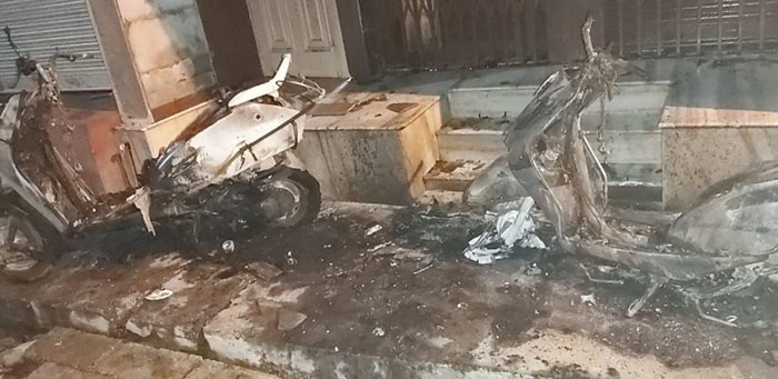 ಮನೆಯ ಮುಂದೆ ನಿಲ್ಲಿಸಿದ್ದ ವಾಹನಗಳಿಗೆ ಬೆಂಕಿ: ಶಿವಮೊಗ್ಗದಲ್ಲಿ ಮುಂದುವರಿದ ಕಿಡಿಗೇಡಿಗಳ ದುಷ್ಕೃತ್ಯ