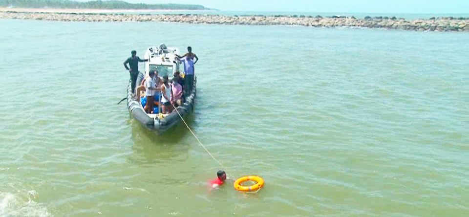 ಕಾಸರಗೋಡು: ಇನ್ನೂ ಪತ್ತೆಯಾಗದ ಸಮುದ್ರಕ್ಕೆ ಹಾರಿದ್ದ ಆರೋಪಿ; ಮುಂದುವರಿದ ಶೋಧ