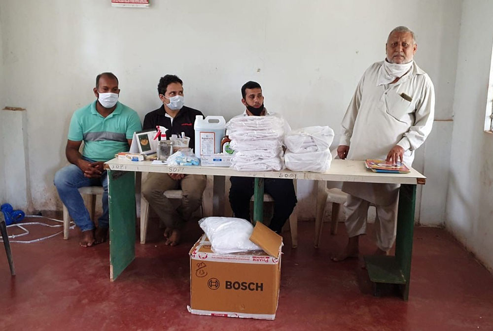 ಕಾಪು: ನಮ್ಮೂರ ಗೆಳೆಯರ ಬಳಗದಿಂದ ಪಿಪಿಇ ಕಿಟ್ ವಿತರಣೆ