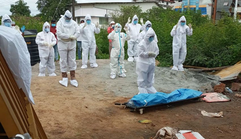 ಸುನ್ನೀ ಹೆಲ್ಪ್  ಡೆಸ್ಕ್ ನಿಂದ ಕೋವಿಡ್ ಮೃತದೇಹದ ಅಂತ್ಯಕ್ರಿಯೆ