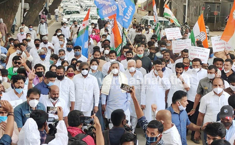 ರಾಜಸ್ತಾನದ ರಾಜ್ಯಪಾಲರು ಕೇಂದ್ರದ ಕೈಗೊಂಬೆಯಂತೆ ವರ್ತಿಸುತ್ತಿದ್ದಾರೆ: ಸಿದ್ದರಾಮಯ್ಯ ಆರೋಪ