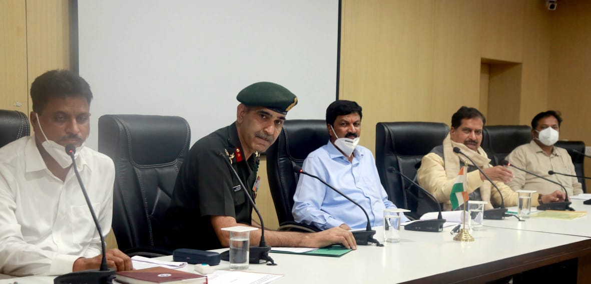 ಸ್ಮಾರ್ಟ್ ಸಿಟಿ ಕಾಮಗಾರಿ: ತಾಂತ್ರಿಕ ಸಮಸ್ಯೆ ಪರಿಹರಿಸಲು ರೈಲ್ವೆ ಸಚಿವ ಸುರೇಶ್ ಅಂಗಡಿ ಸೂಚನೆ