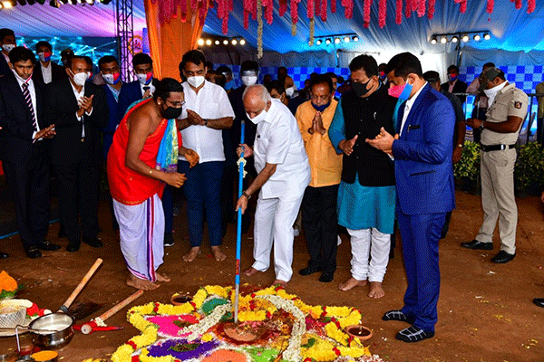 ಬೆಂಗಳೂರು ಲೈಫ್ ಸೈನ್ಸಸ್ ಪಾರ್ಕ್’ಗೆ ಶಿಲಾನ್ಯಾಸ ನೆರವೇರಿಸಿದ ಸಿಎಂ