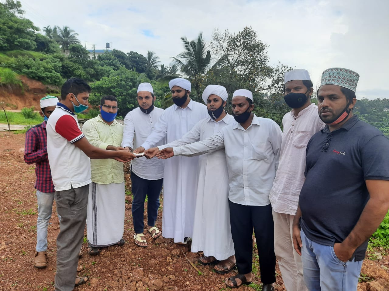 ಭೂಕುಸಿತ ಸಂತ್ರಸ್ತರಿಗೆ ಎಸ್ಸೆಸ್ಸೆಫ್ ದಕ್ಷಿಣ ಕನ್ನಡ ವೆಸ್ಟ್ ಝೋನ್ ವತಿಯಿಂದ ಸಹಾಯಧನ ಹಸ್ತಾಂತರ