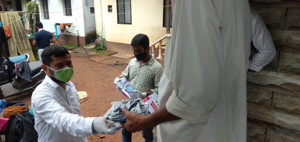 ಉಳ್ಳಾಲ: ಆರೋಗ್ಯ ರಕ್ಷಣೆಗೆ ಜನಜಾಗೃತಿ ಹಾಗೂ ಉಚಿತ ಮಾಸ್ಕ್ ವಿತರಣೆ